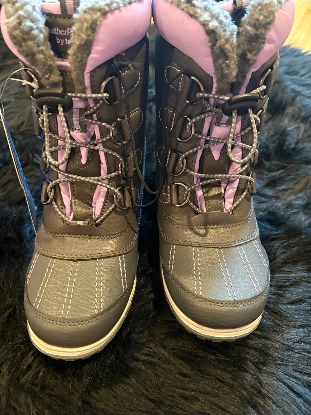 totes Gray Girls winter boots made with 3M Thinsulate